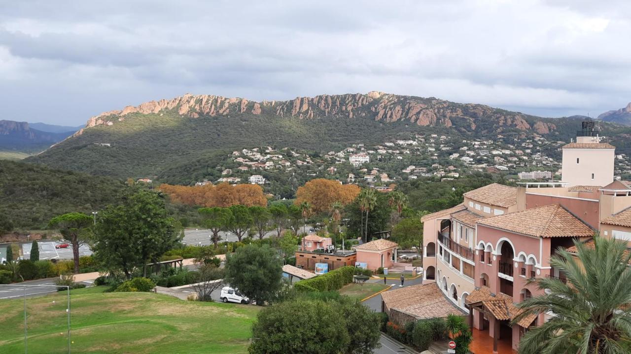 Huuummm C'Est La ! Beau T2 Cap Esterel Village Avec Clim ! Сен-Рафаель Екстер'єр фото