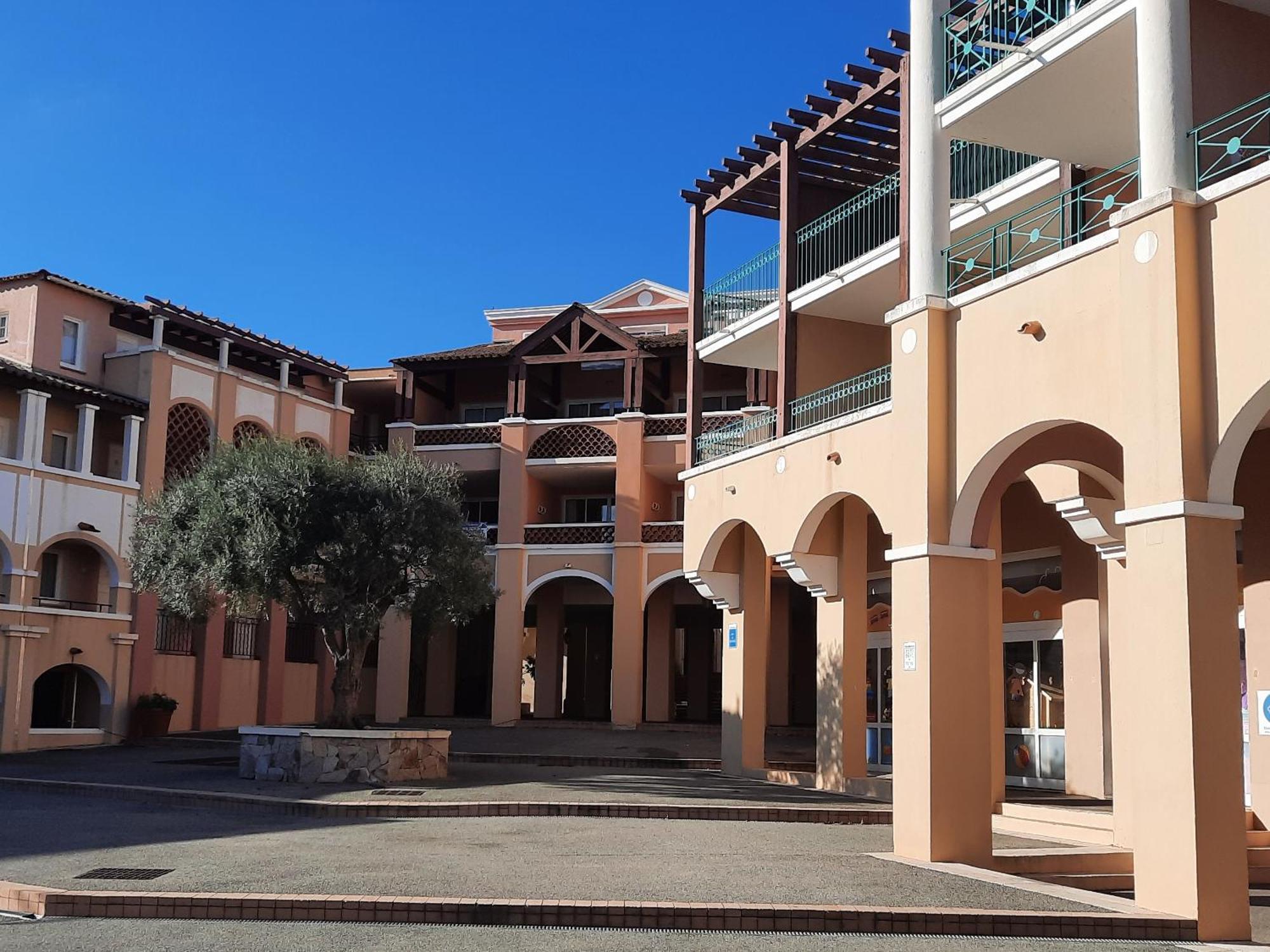 Huuummm C'Est La ! Beau T2 Cap Esterel Village Avec Clim ! Сен-Рафаель Екстер'єр фото